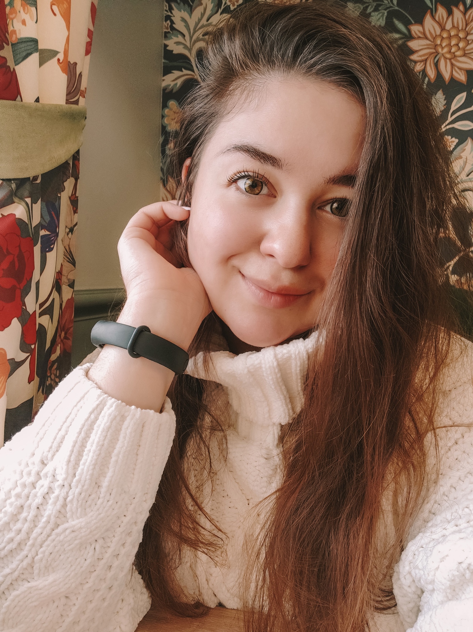             Головачева Яна Сергеевна
    